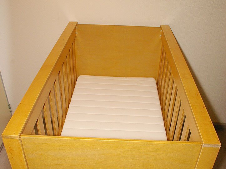 Ledikant-Kinderbed-Henk