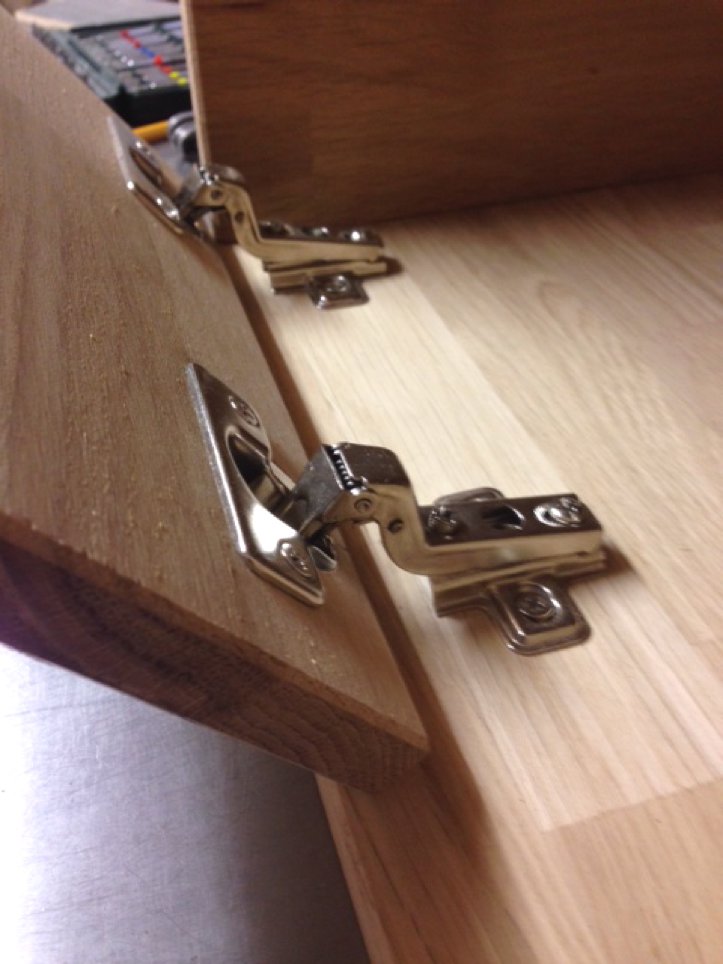 Zelfbouw nachtkastje-Pilar-zelf-maken