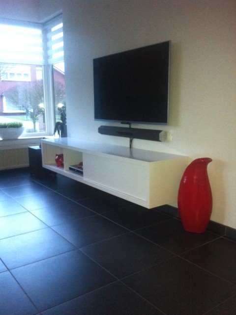 Zwevend TV-meubel-Arturo door Leo