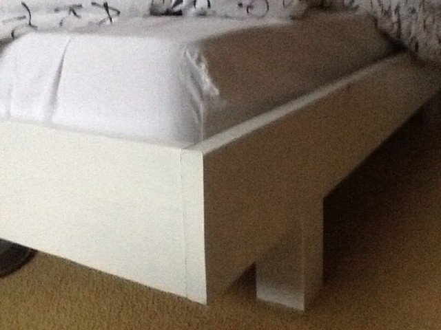 Zelfbouw tweepersoonsbed Azobe maken