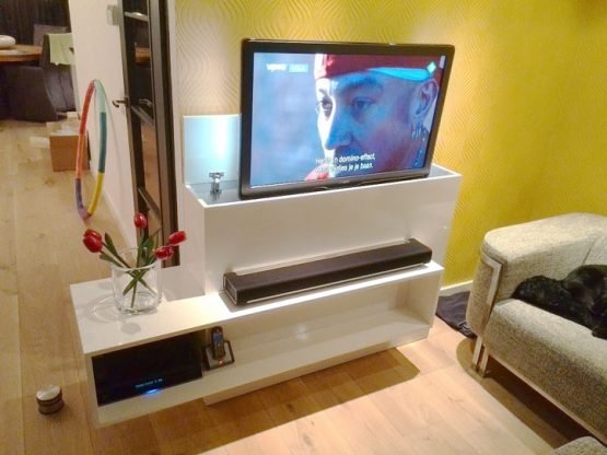 tv-meubel-astor-met-lift-zelf-maken door Rob