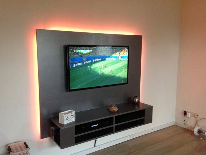 hangende tv kast zelf maken door Henry