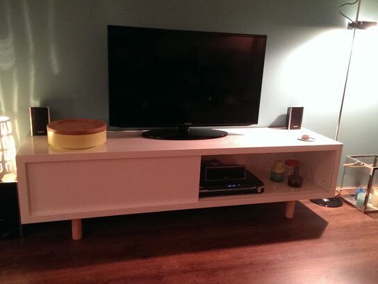 Zelfbouw tv meubel Arturo door Pieter