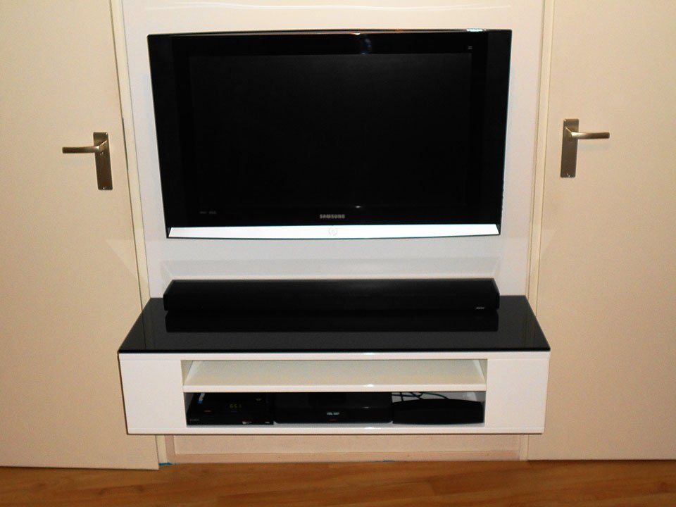 TV meubel penelope gemaakt door Martin