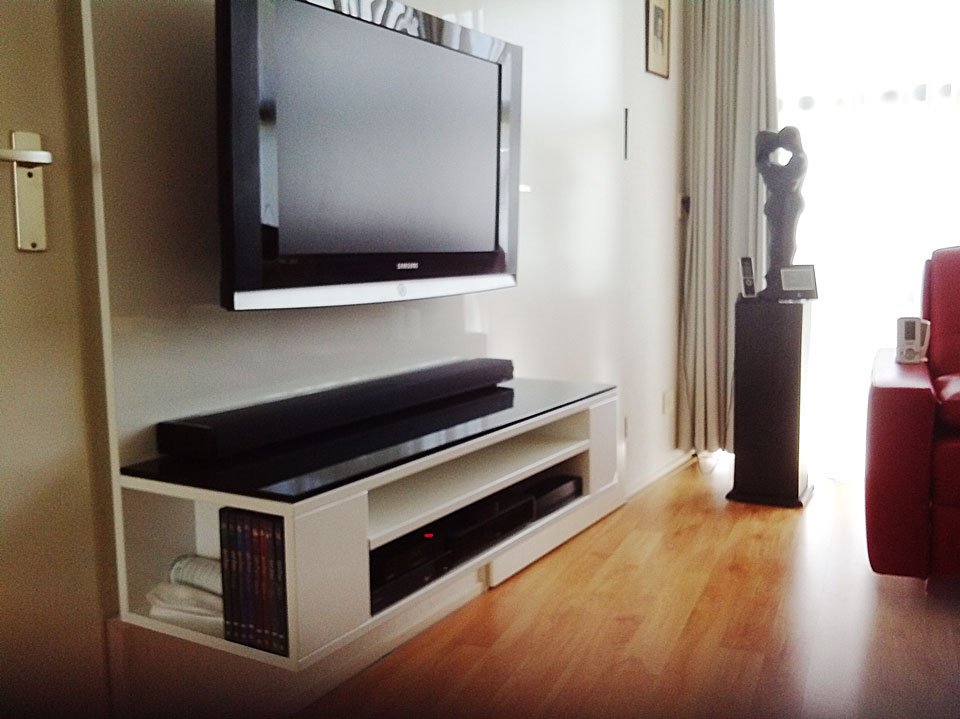 TV meubel penelope gemaakt door Martin