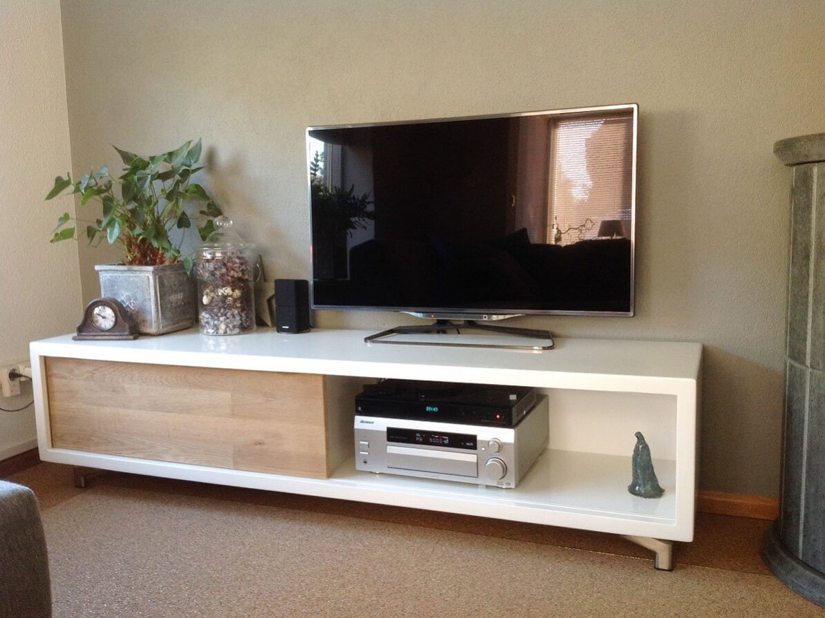 Zelfbouw tv-meubel Arturo door Henk