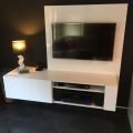 Hangend TV meubel Jordi zelf maken: door Cosmas