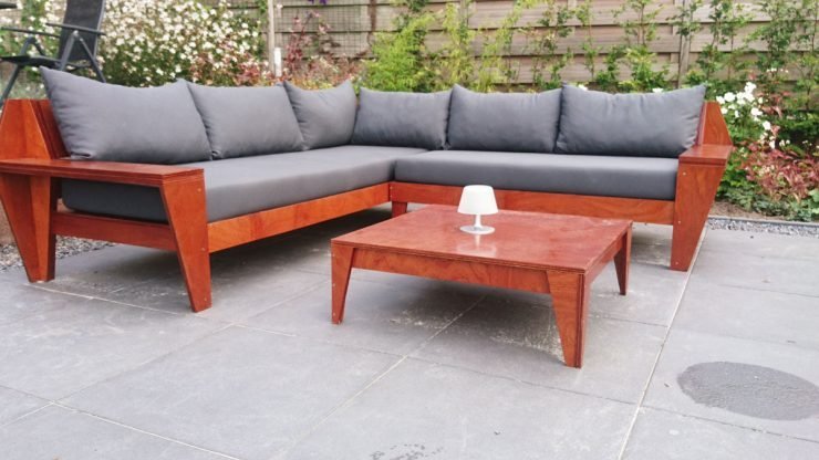 Zelfbouw loungeset YelmoXL in mahonie plaatmateriaal door Paul