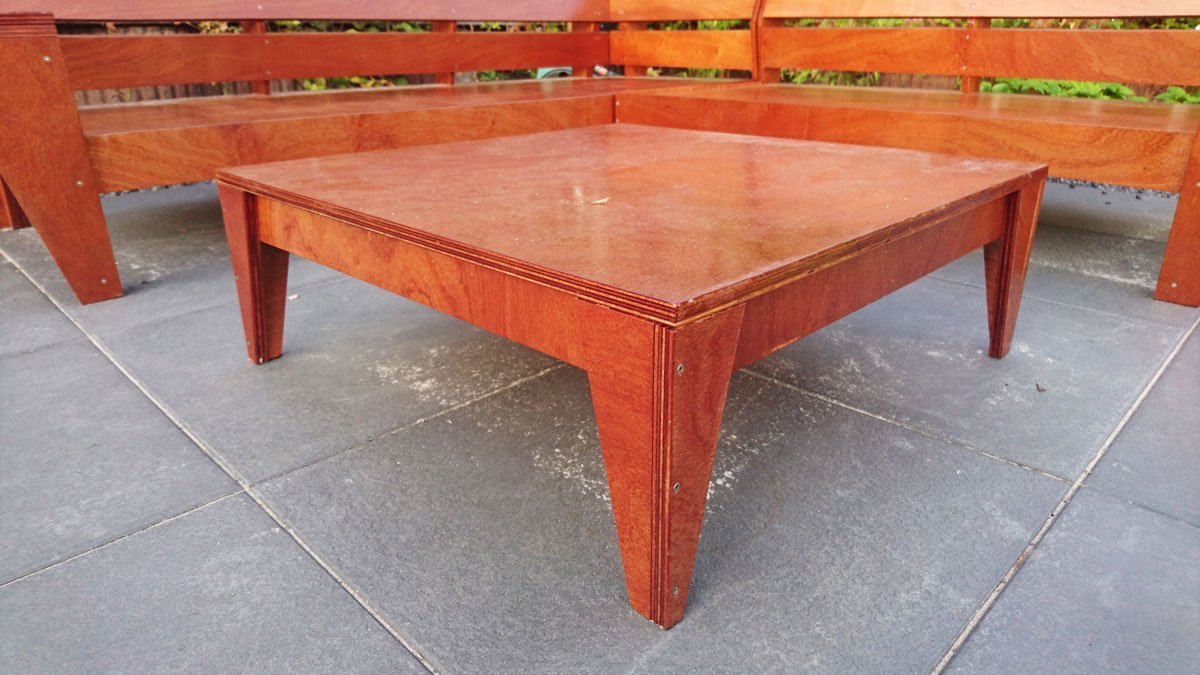 Zelfbouw loungeset YelmoXL in mahonie plaatmateriaal door Paul