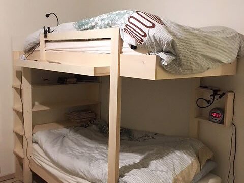 Zelfbouw stapelbed Mila in berken door Katrien