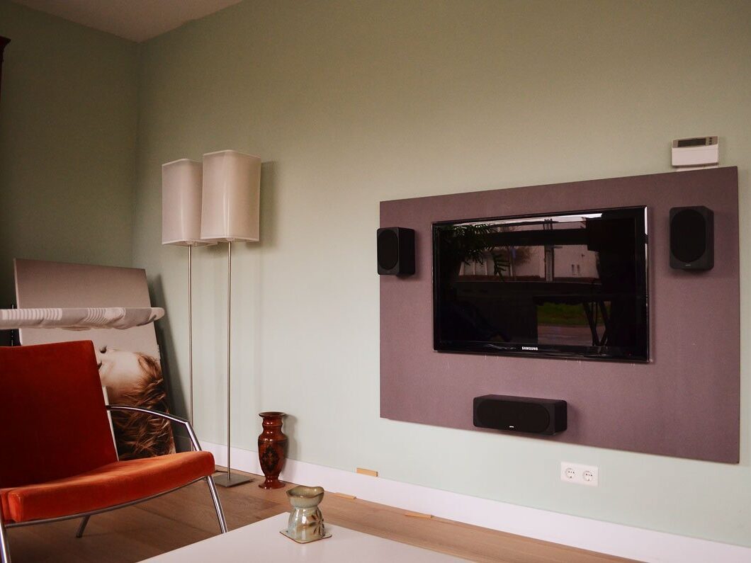 Zwevend tv-meubel Penelope gemaakt door Joris