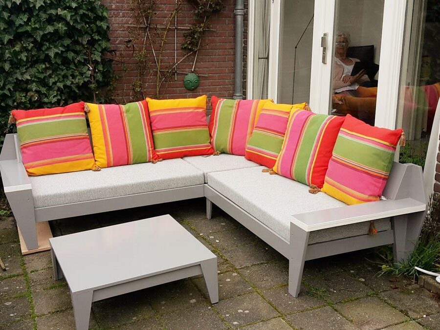 Loungebank maken: YelmoXL gebouwd door Rob