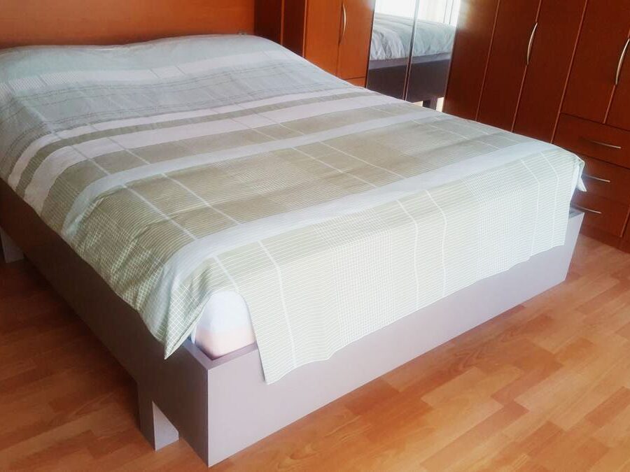 Bed Azobe gemaakt door Luc