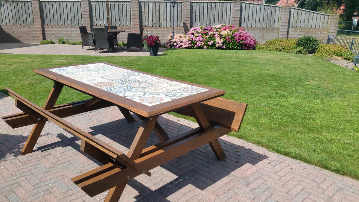 Zelfbouw picknicktafel Nevada door Herman