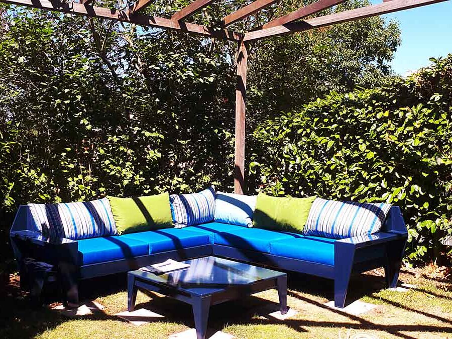 Zelfbouw loungebank YelmoXL gemaakt door Eddy