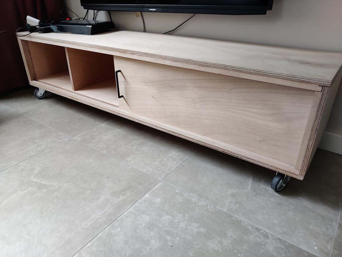 Zelfbouw dressoir Amado (Neo-Eko) door Martijn