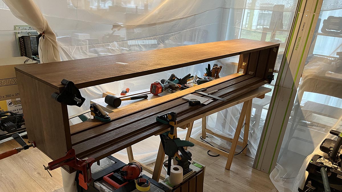 Zelfbouw tv-meubel Arturo XL door Michel in aanbouw.